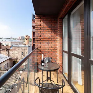 https://regrand-apartment-on-kulisha-47a.hotelslviv.net